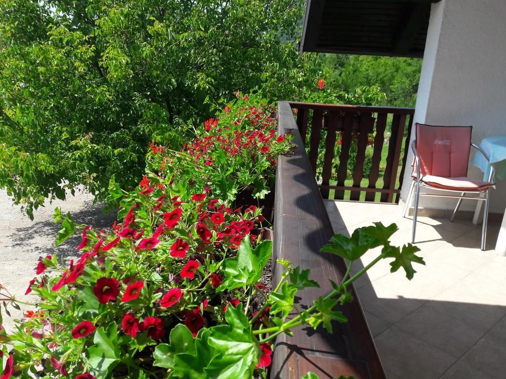House Anamarija Hotel Селище Дрезницко Екстериор снимка