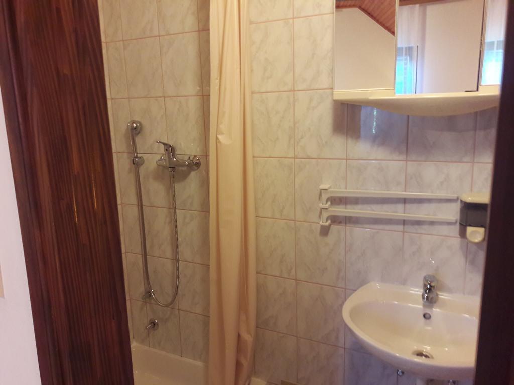 House Anamarija Hotel Селище Дрезницко Екстериор снимка